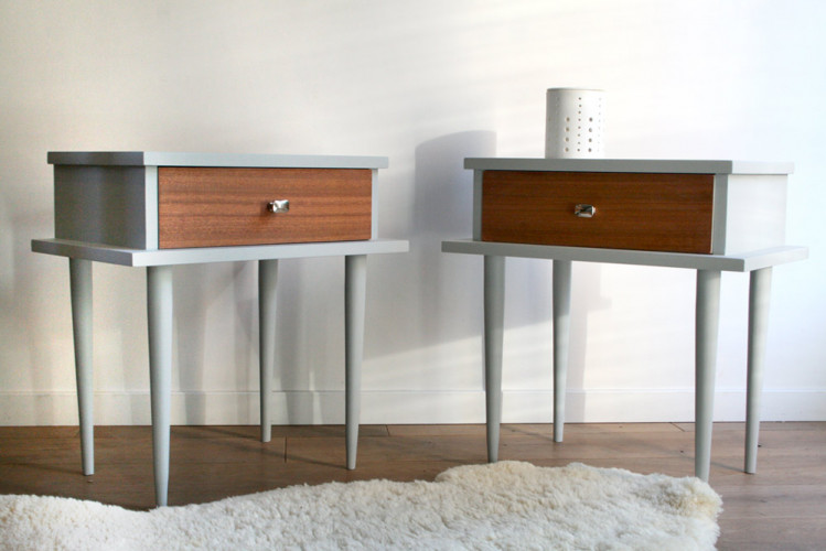 Tables de chevets jumelles r&eacute;nov&eacute;es